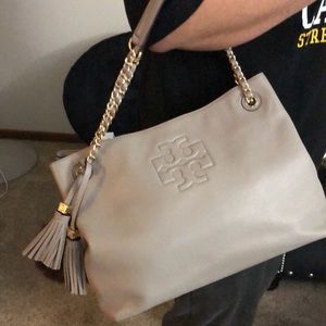 Tory Burch Thea Chain tote bag w/ tassel